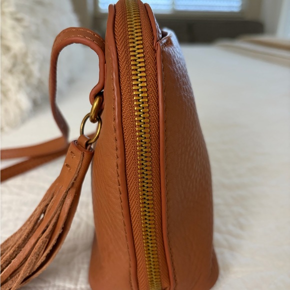 HOBO Rich Brown Leather Crossbody Bag - Picture 6 of 6